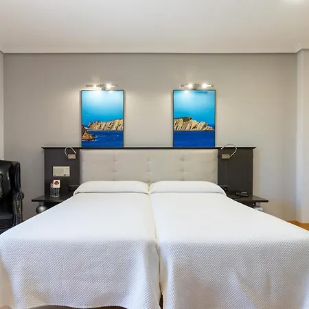 Chateau La Roca 3* Sancibrián