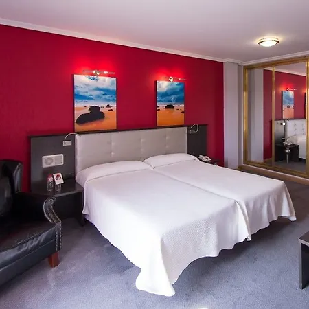 Szálloda Chateau La Roca 3*