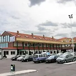 Chateau La Roca Сансибриан