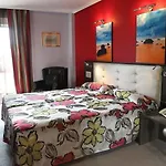 Hotel Chateau La Roca Sancibrian