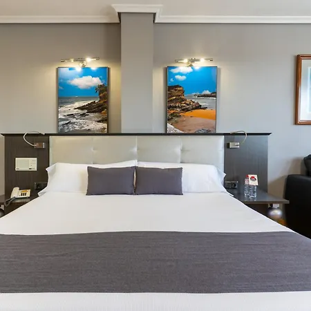 Chateau La Roca Hotel Sancibrián