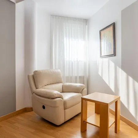 Chateau La Roca 3* Sancibrián