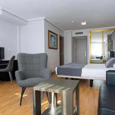 Chateau La Roca Hotel