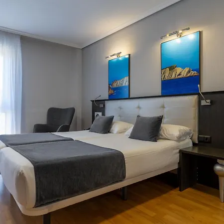 Chateau La Roca Hotel Sancibrián