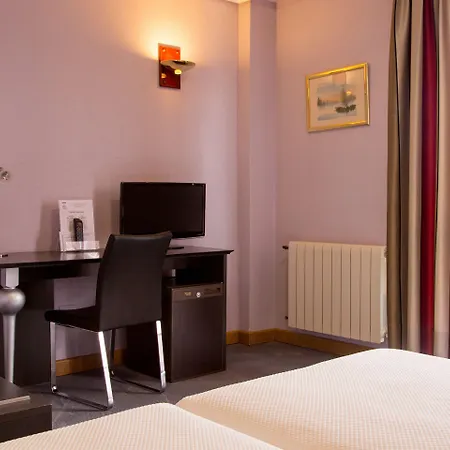 Chateau La Roca Hotel Sancibrián