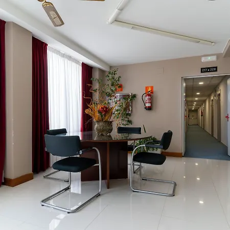 Chateau La Roca ホテル Sancibrián