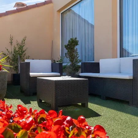 Chateau La Roca Hotel Sancibrian