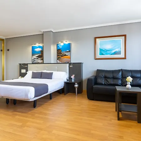 Chateau La Roca Hotel