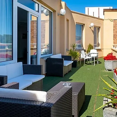 Chateau La Roca Hotel