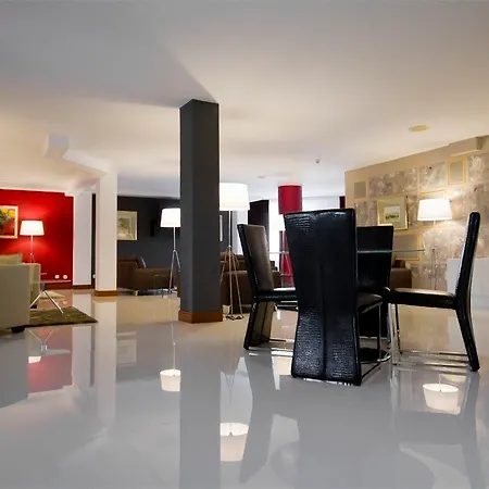 Chateau La Roca ホテル 3*