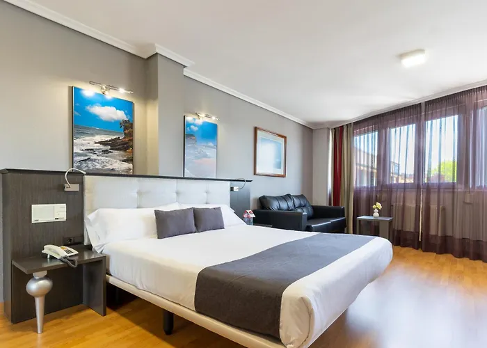 Chateau La Roca Hotel Sancibrian