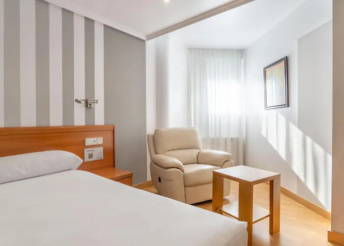 Chateau La Roca Hotel