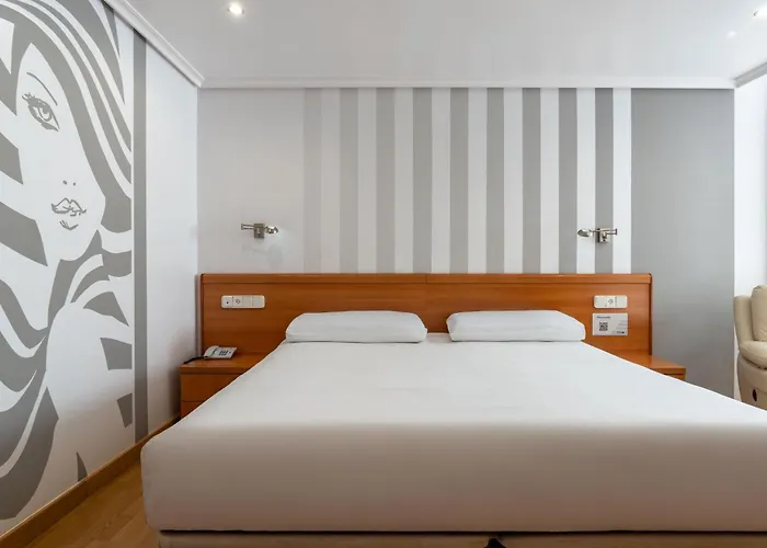 Hotel Chateau La Roca