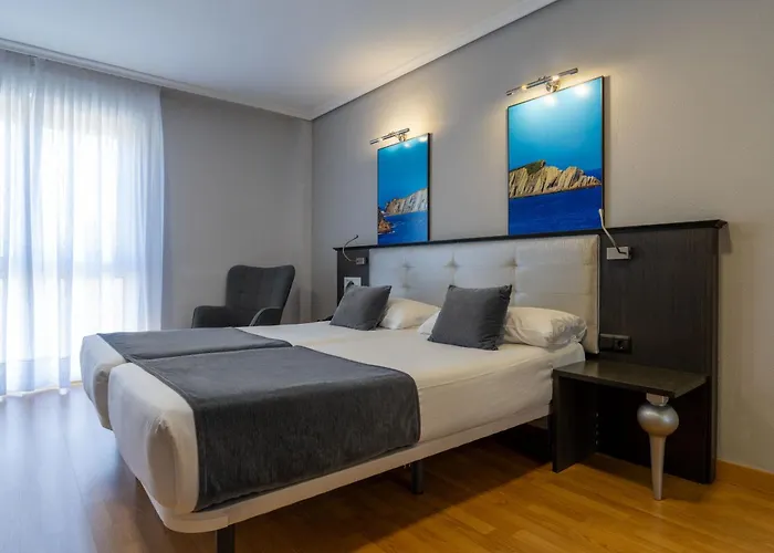 Chateau La Roca Hotel Sancibrian