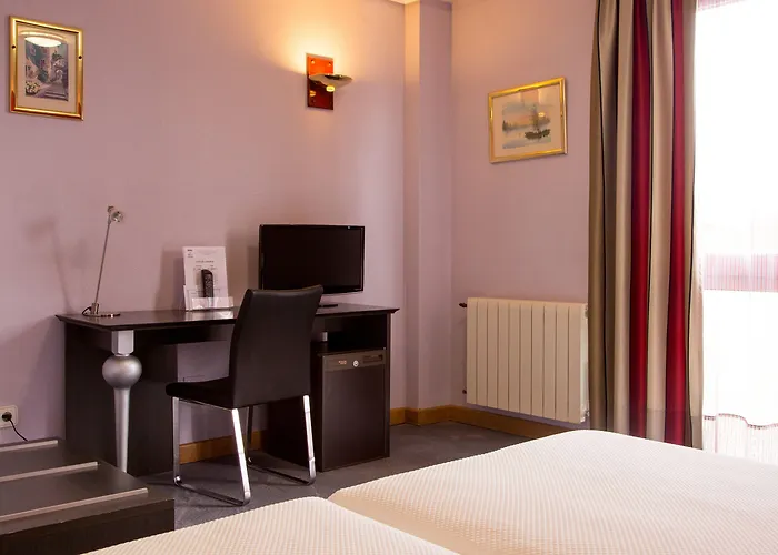 Chateau La Roca Hotel Sancibrián