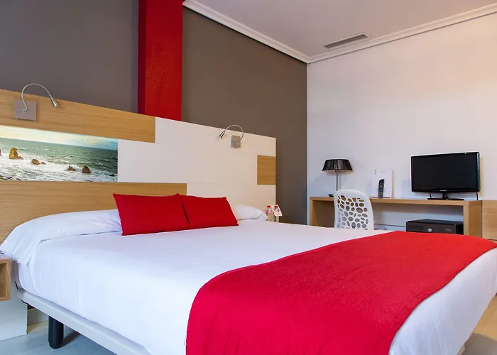 Chateau La Roca Hotel 3*