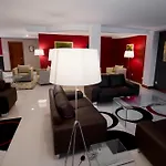 ホテル Chateau La Roca 3*