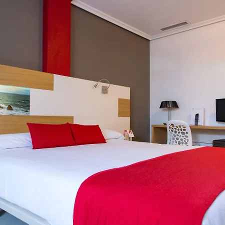 Chateau La Roca Отель 3*