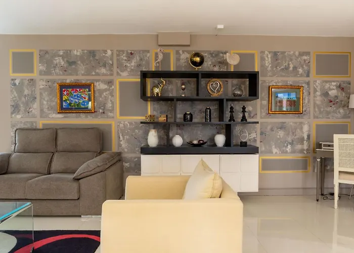 Chateau La Roca 3* Сансибриан