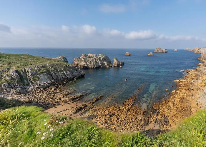 Отель Chateau La Roca 3*