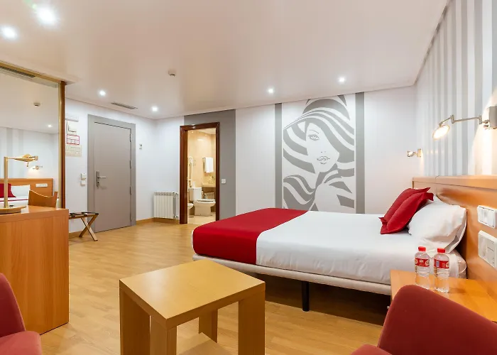 Chateau La Roca Сансибриан