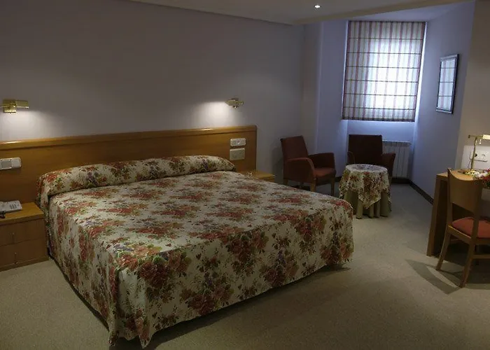 Hotel Chateau La Roca 3*